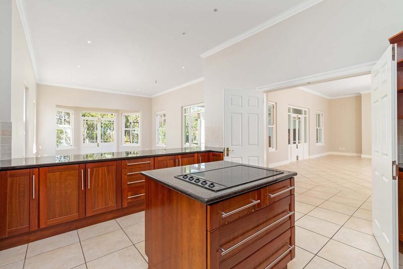 To Let 5 Bedroom Property for Rent in Steenberg Estate Western Cape